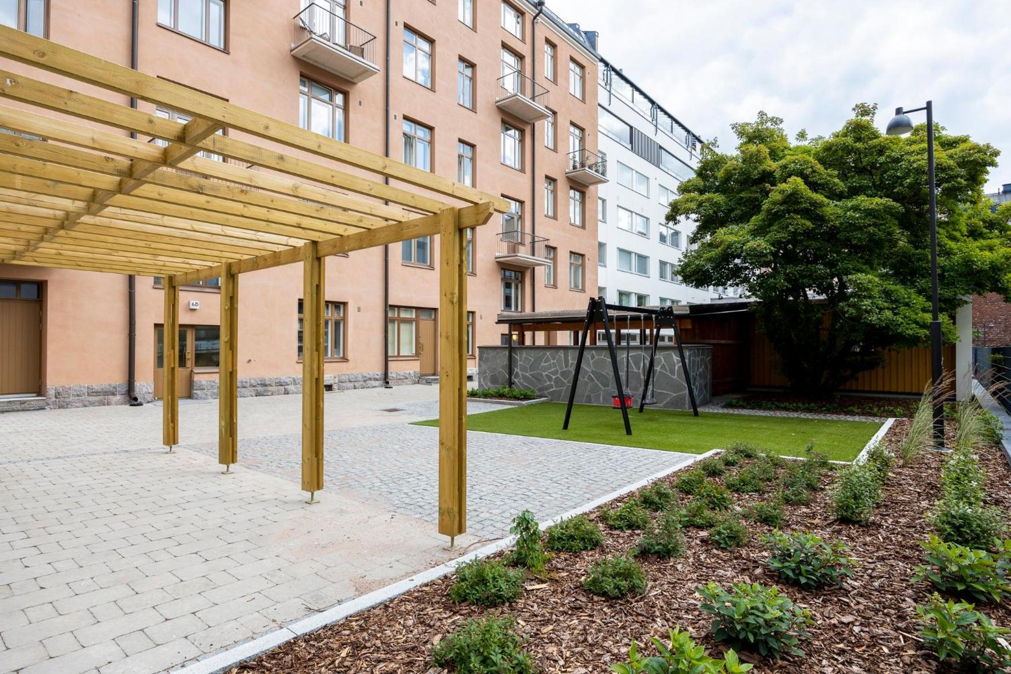 Stylish Flat In Trendy Kallio 赫尔辛基 外观 照片