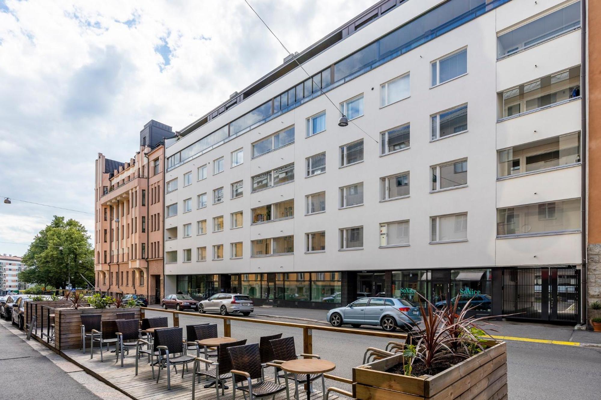 Stylish Flat In Trendy Kallio 赫尔辛基 外观 照片